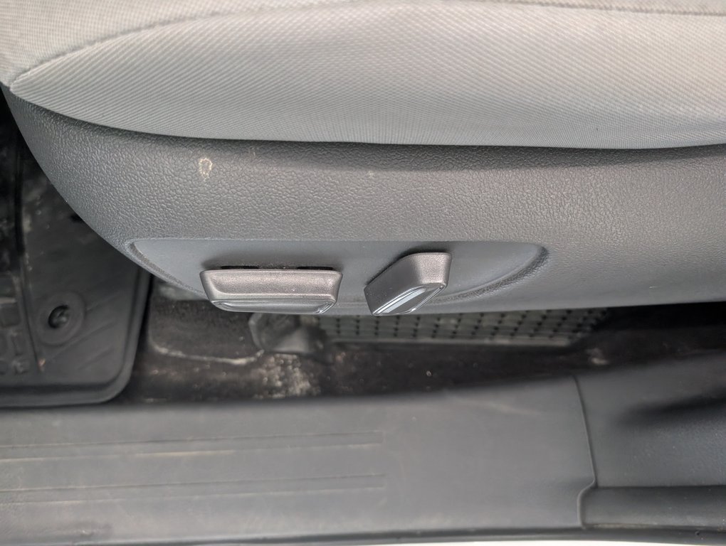 Toyota Sienna LE AWD 8 PASSAGER 2021 à Magog, Québec - 13 - w1024h768px