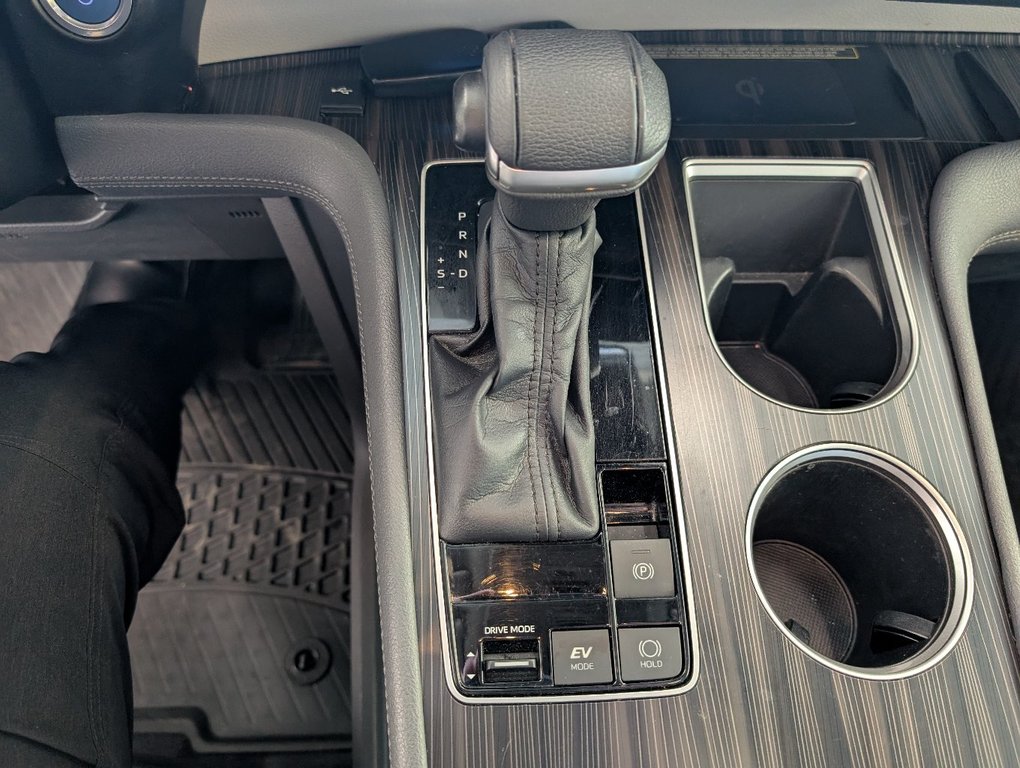 2022 Toyota Sienna LIMITED AWD 7 PLACES in Magog, Quebec - 20 - w1024h768px
