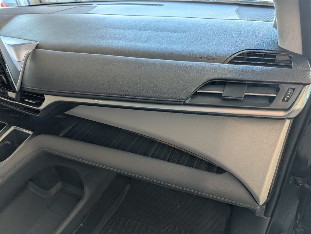 2022 Toyota Sienna LIMITED AWD 7 PLACES in Magog, Quebec - 11 - w1024h768px