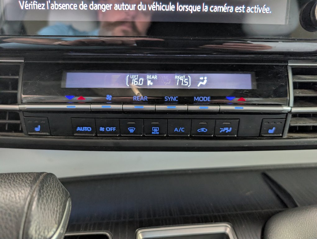 2022 Toyota Sienna XSE, 7 PASSAGERS in Magog, Quebec - 16 - w1024h768px