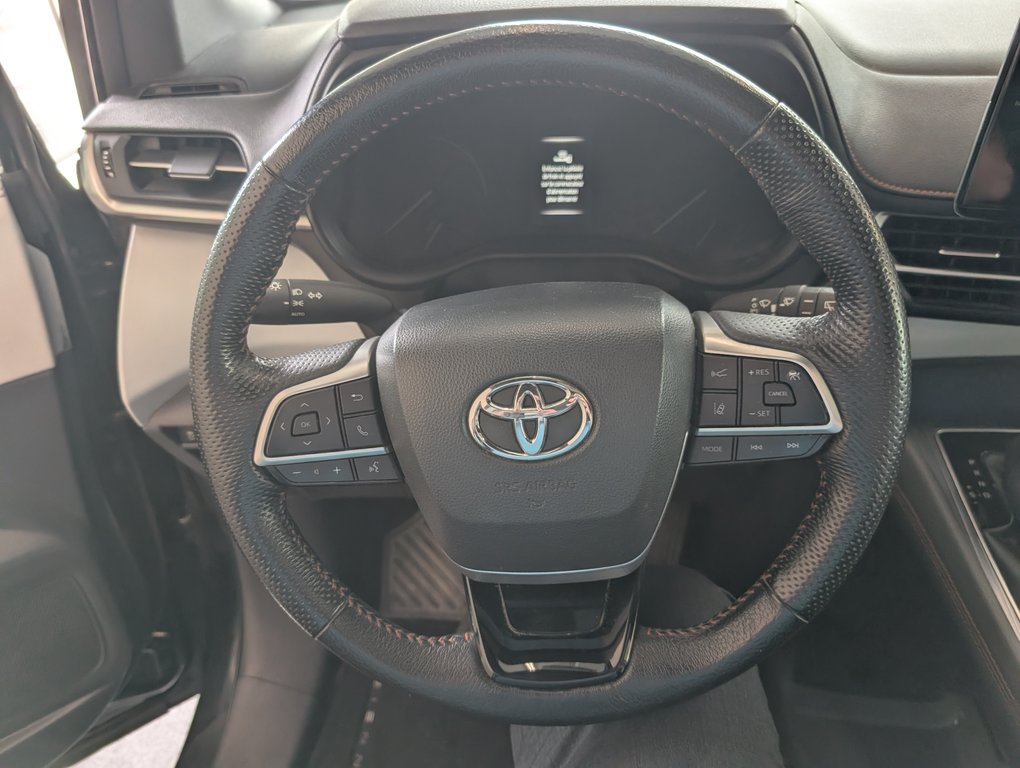 2022 Toyota Sienna XSE, 7 PASSAGERS in Magog, Quebec - 14 - w1024h768px