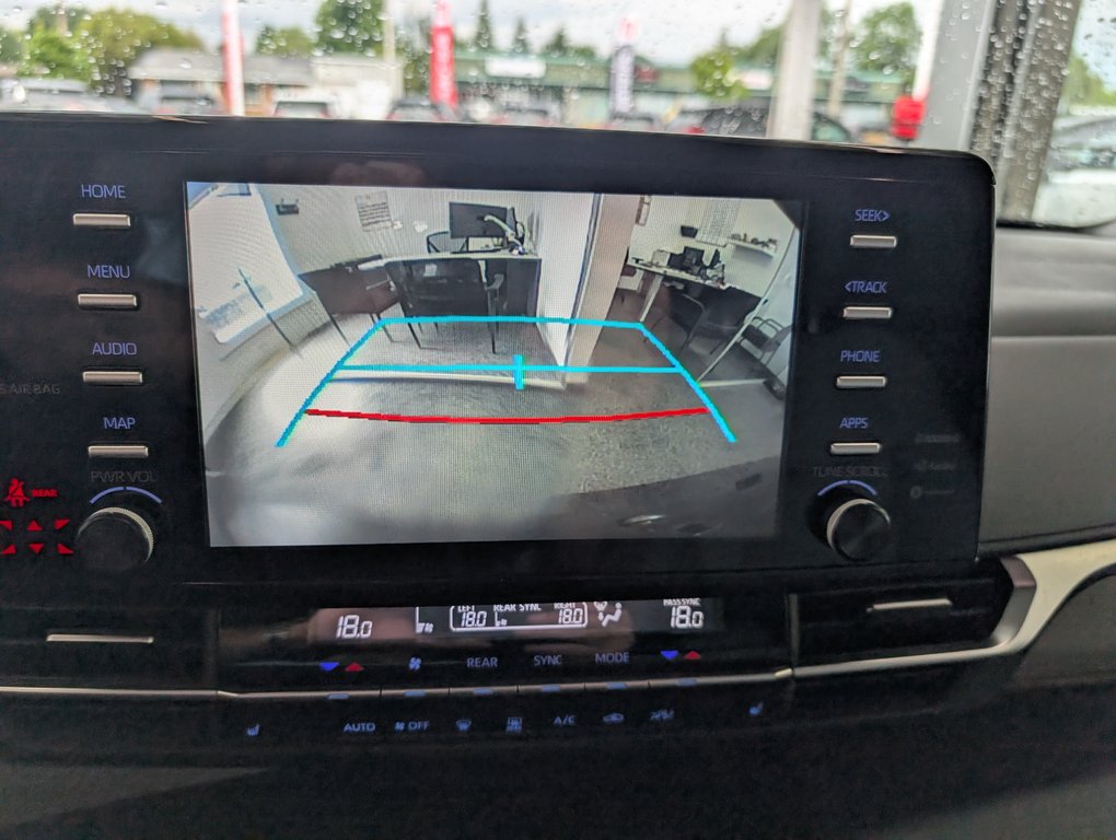 Toyota Sienna XLE 8 PASSAGERS, 2023 à Magog, Québec - 21 - w1024h768px