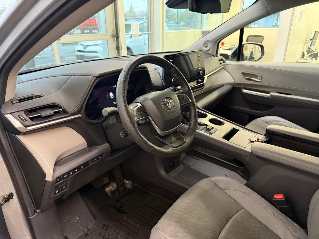 Toyota Sienna Limited 7 passager 2024 à Magog, Québec - 13 - w1024h768px
