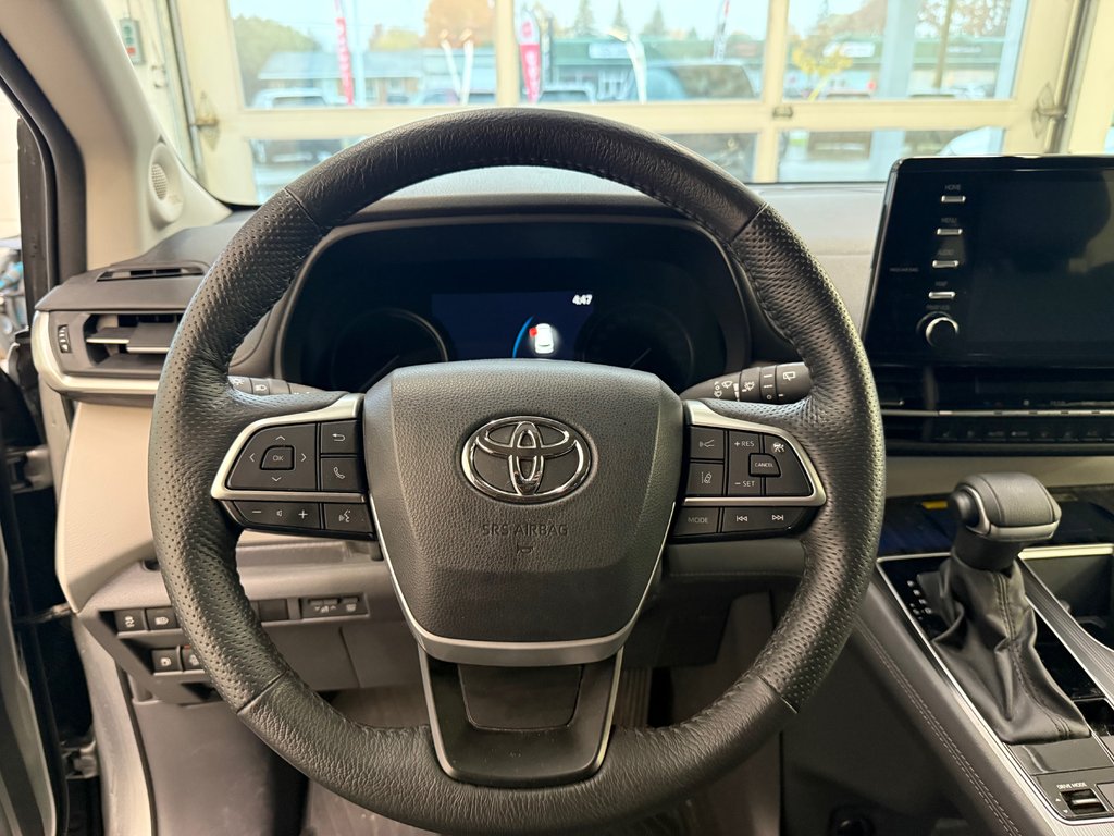 Toyota Sienna Limited 7 passager 2024 à Magog, Québec - 15 - w1024h768px