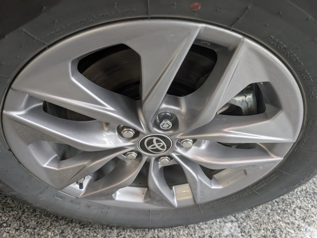 2025 Toyota Sienna LE AWD 8 PASSAGER in Magog, Quebec - 24 - w1024h768px
