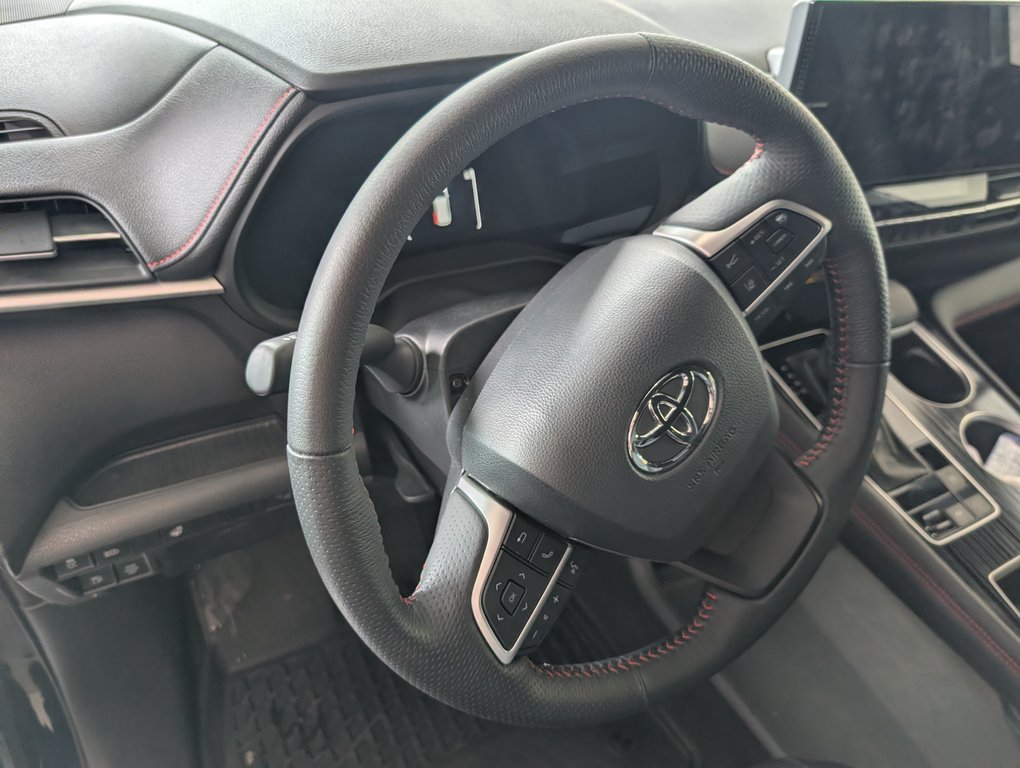 Toyota Sienna XSE AWD 7 PASSAGERS 2025 à Magog, Québec - 14 - w1024h768px