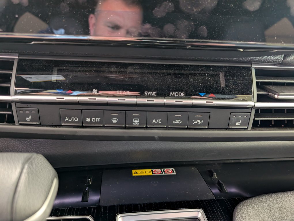 Toyota Sienna XSE AWD 7 PASSAGERS 2025 à Magog, Québec - 19 - w1024h768px