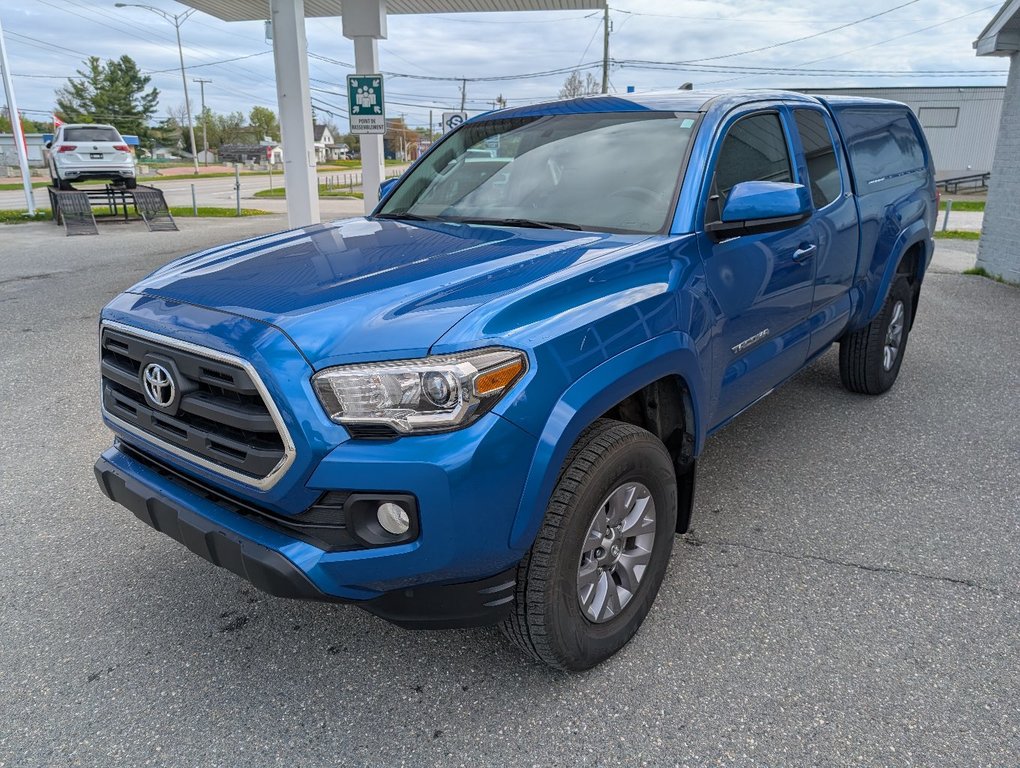 Toyota Tacoma SR5 V6 4X4, 2016 à Magog, Québec - 7 - w1024h768px