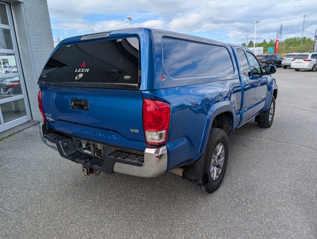Toyota Tacoma SR5 V6 4X4, 2016 à Magog, Québec - 4 - w1024h768px