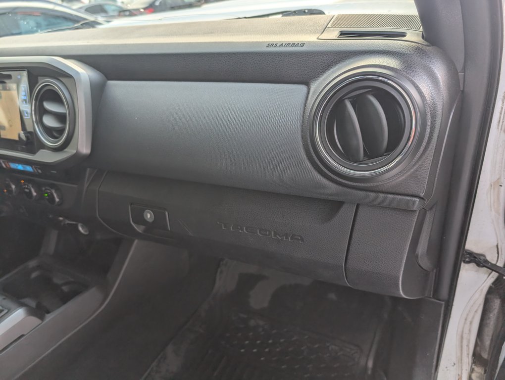 Toyota Tacoma TRD SPORT 4X4 2016 à Magog, Québec - 8 - w1024h768px