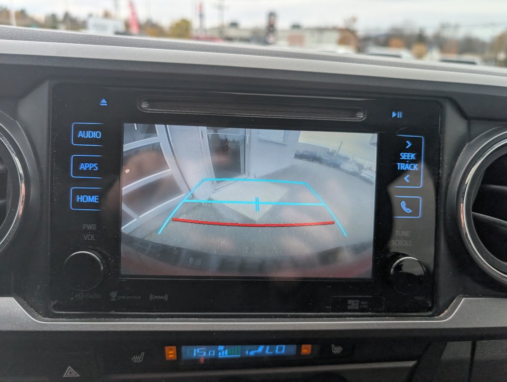 2017 Toyota Tacoma TRD SPORT 4X4 in Magog, Quebec - 20 - w1024h768px