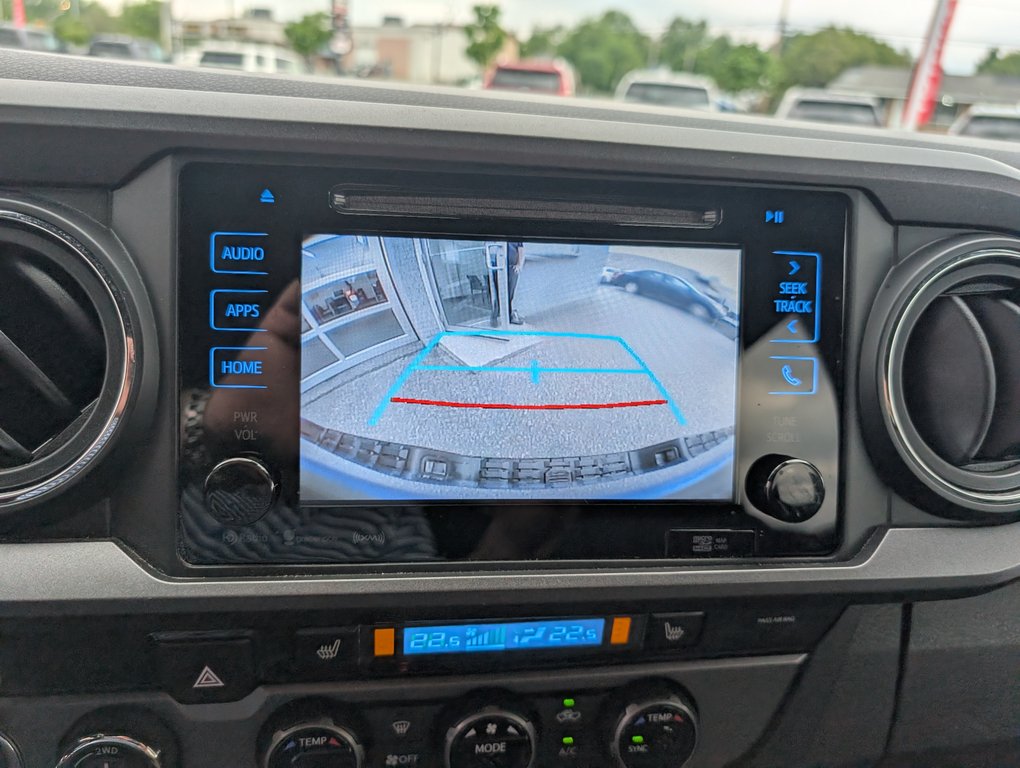 Toyota Tacoma TRD OFF ROAD 4X4 2018 à Magog, Québec - 23 - w1024h768px