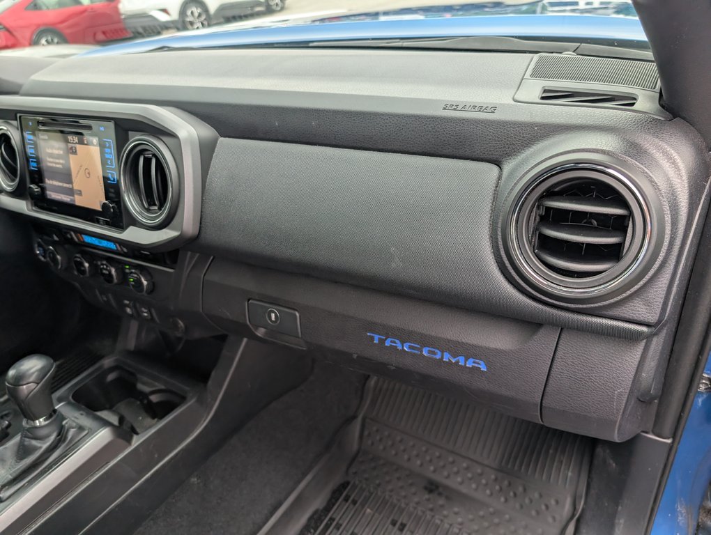 Toyota Tacoma TRD OFF ROAD 4X4 2018 à Magog, Québec - 11 - w1024h768px