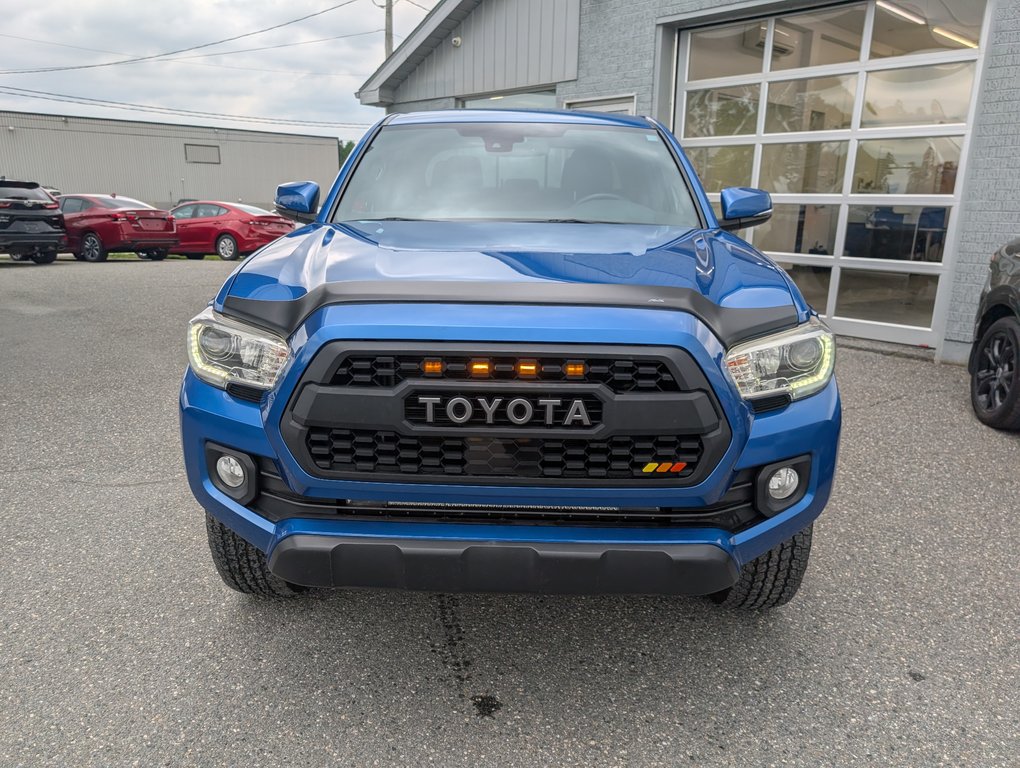 Toyota Tacoma TRD OFF ROAD 4X4 2018 à Magog, Québec - 8 - w1024h768px