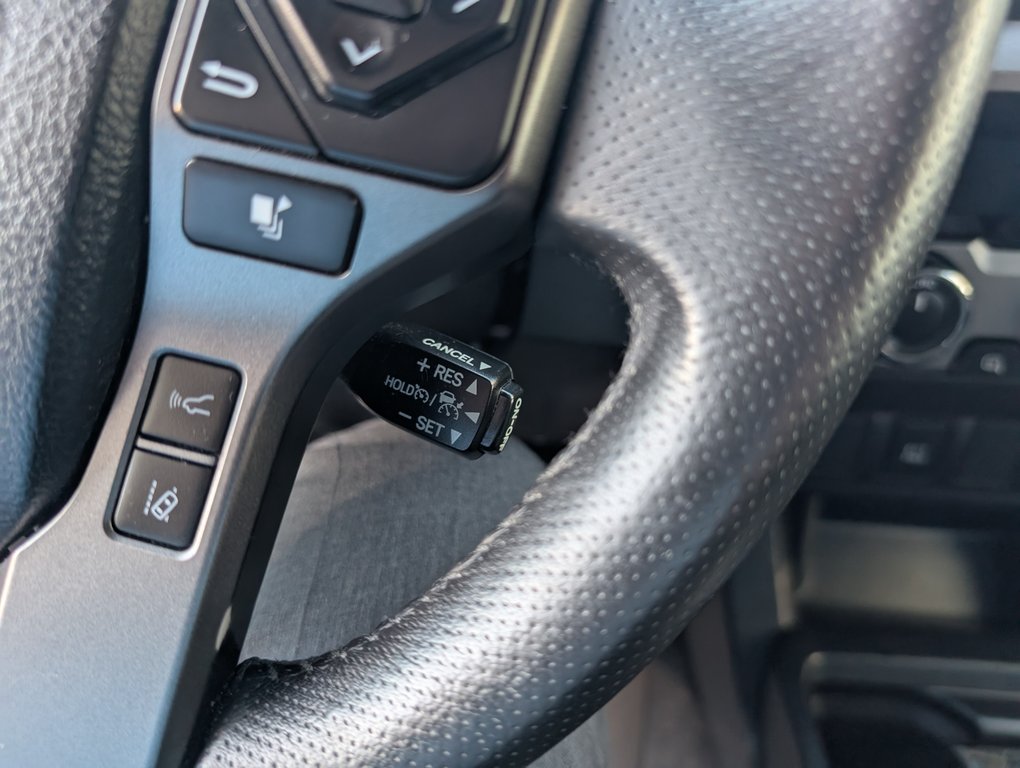 Toyota Tacoma TRD OFFROAD, 4X4, 2019 à Magog, Québec - 21 - w1024h768px