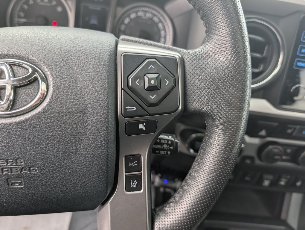 2019 Toyota Tacoma Limited 4x4, in Magog, Quebec - 23 - w1024h768px