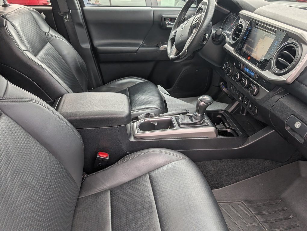 2019 Toyota Tacoma Limited 4x4, in Magog, Quebec - 10 - w1024h768px