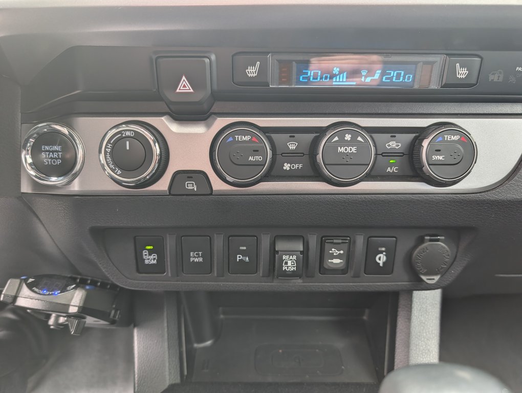 2019 Toyota Tacoma Limited 4x4, in Magog, Quebec - 18 - w1024h768px