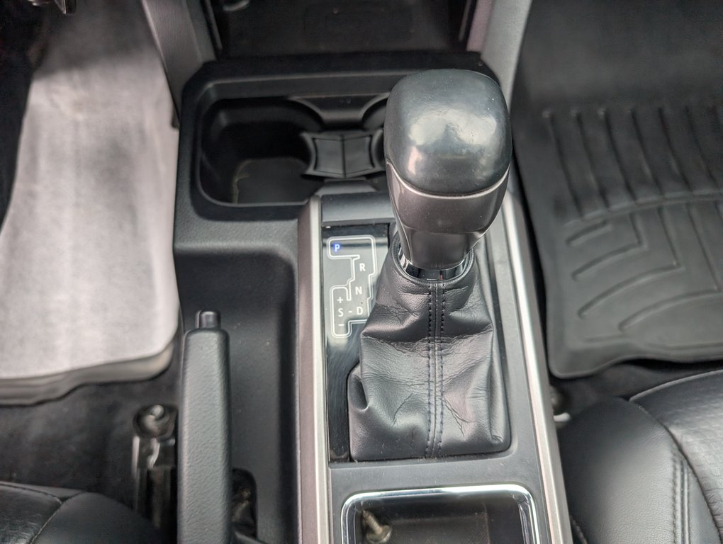 2019 Toyota Tacoma Limited 4x4, in Magog, Quebec - 17 - w1024h768px