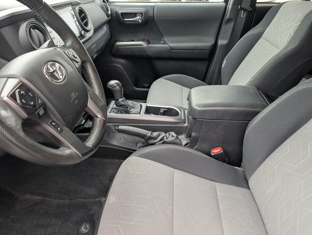 Toyota Tacoma TRD SPORT, 4X4. 2021 à Magog, Québec - 13 - w1024h768px