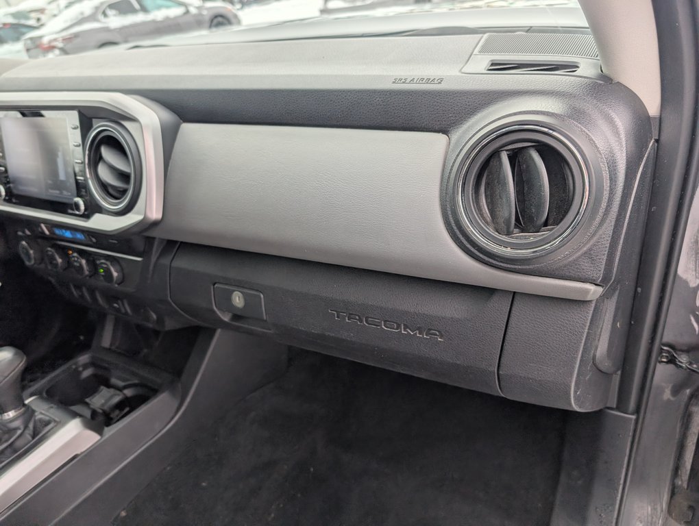 2021 Toyota Tacoma SR5 DOUBLE CAB 4X4 in Magog, Quebec - 10 - w1024h768px