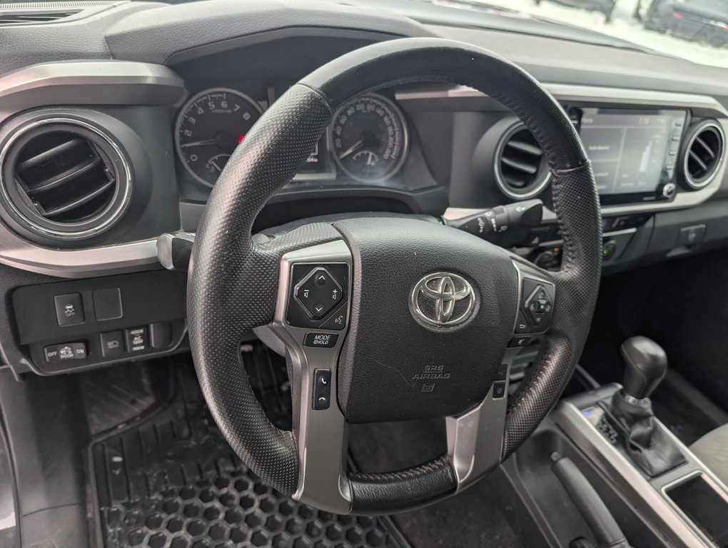 2021 Toyota Tacoma SR5 DOUBLE CAB 4X4 in Magog, Quebec - 13 - w1024h768px