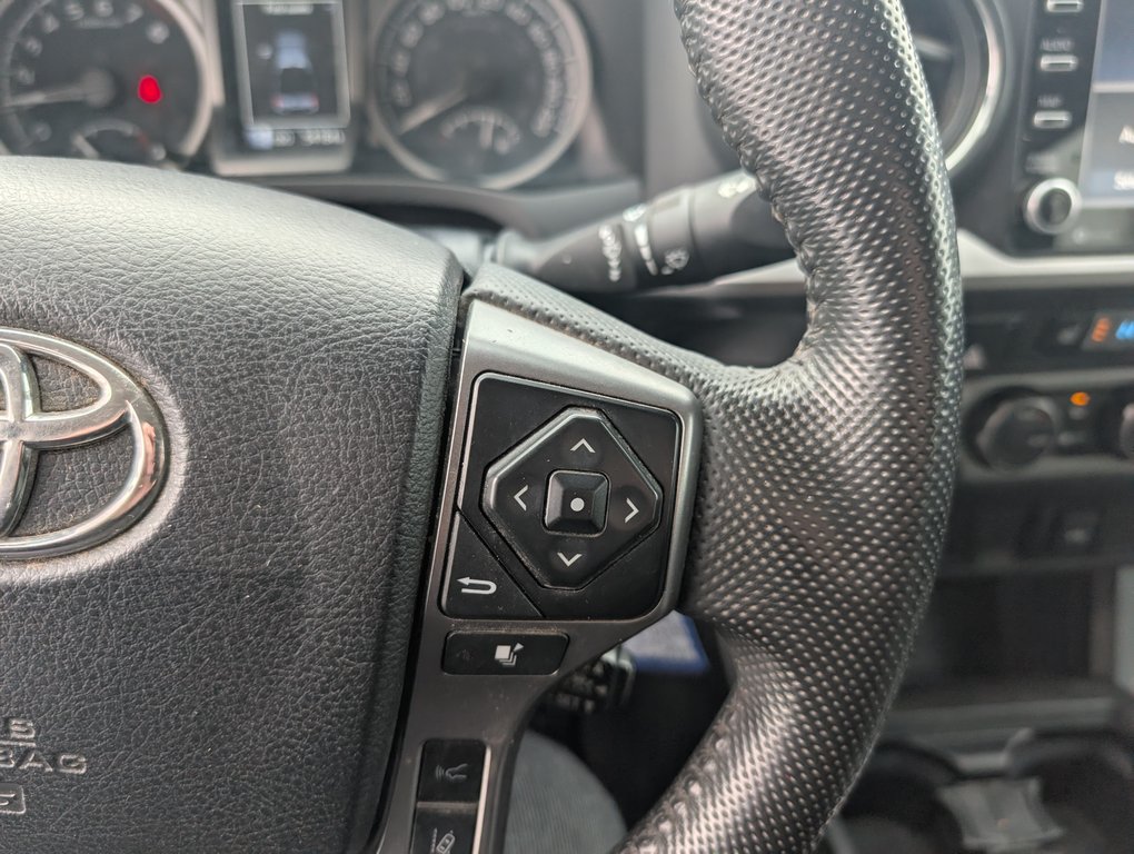 2021 Toyota Tacoma SR5 DOUBLE CAB 4X4 in Magog, Quebec - 20 - w1024h768px