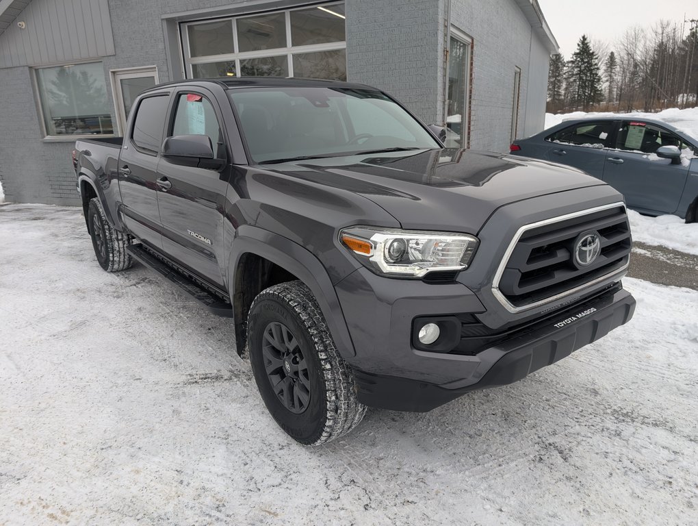 2021 Toyota Tacoma SR5 DOUBLE CAB 4X4 in Magog, Quebec - 1 - w1024h768px