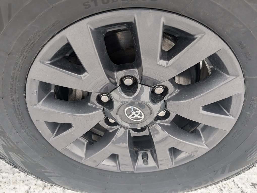 2021 Toyota Tacoma SR5 DOUBLE CAB 4X4 in Magog, Quebec - 25 - w1024h768px