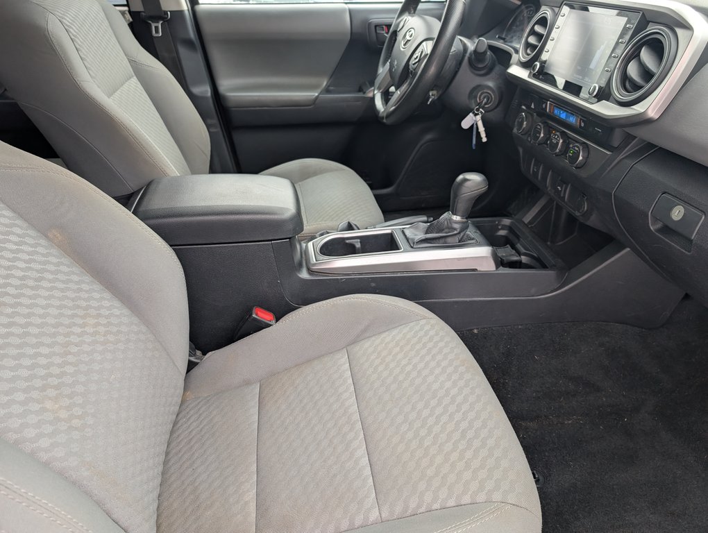2021 Toyota Tacoma SR5 DOUBLE CAB 4X4 in Magog, Quebec - 9 - w1024h768px