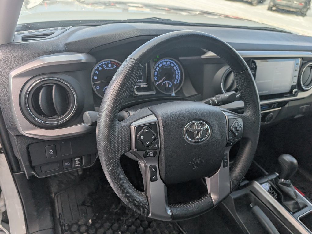 2021 Toyota Tacoma SR5 4X4, in Magog, Quebec - 13 - w1024h768px
