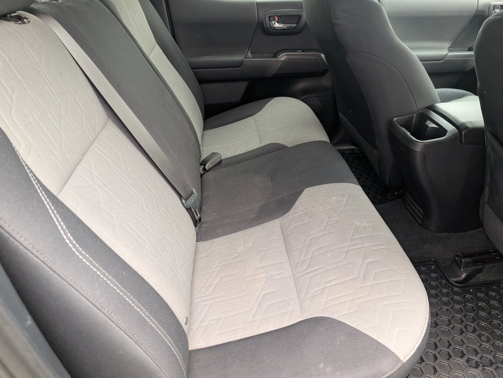 Toyota Tacoma TRD SPORT 4X4, 2021 à Magog, Québec - 9 - w1024h768px