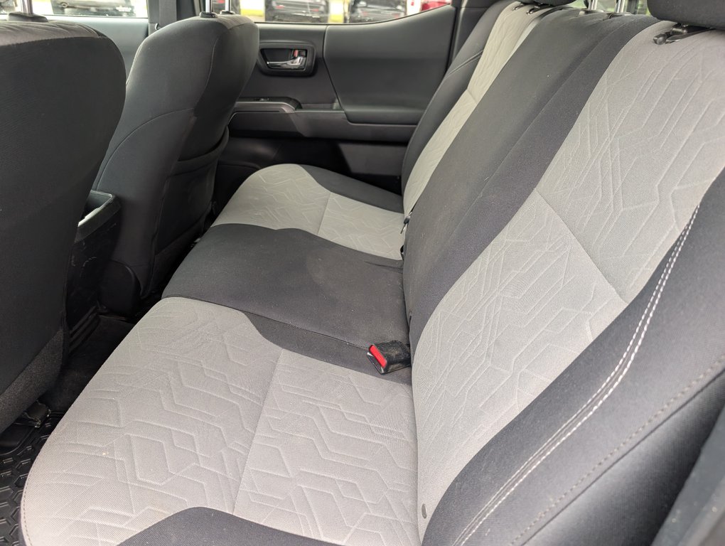 Toyota Tacoma TRD SPORT 4X4, 2021 à Magog, Québec - 12 - w1024h768px