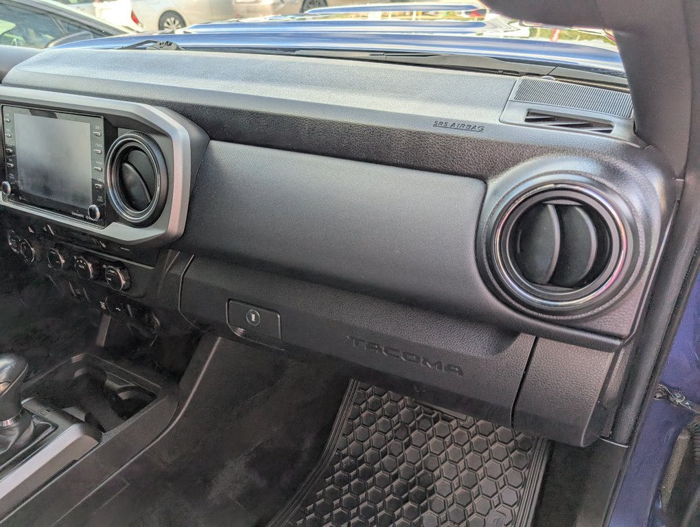 2022 Toyota Tacoma TRD SPORT 4X4 in Magog, Quebec - 10 - w1024h768px