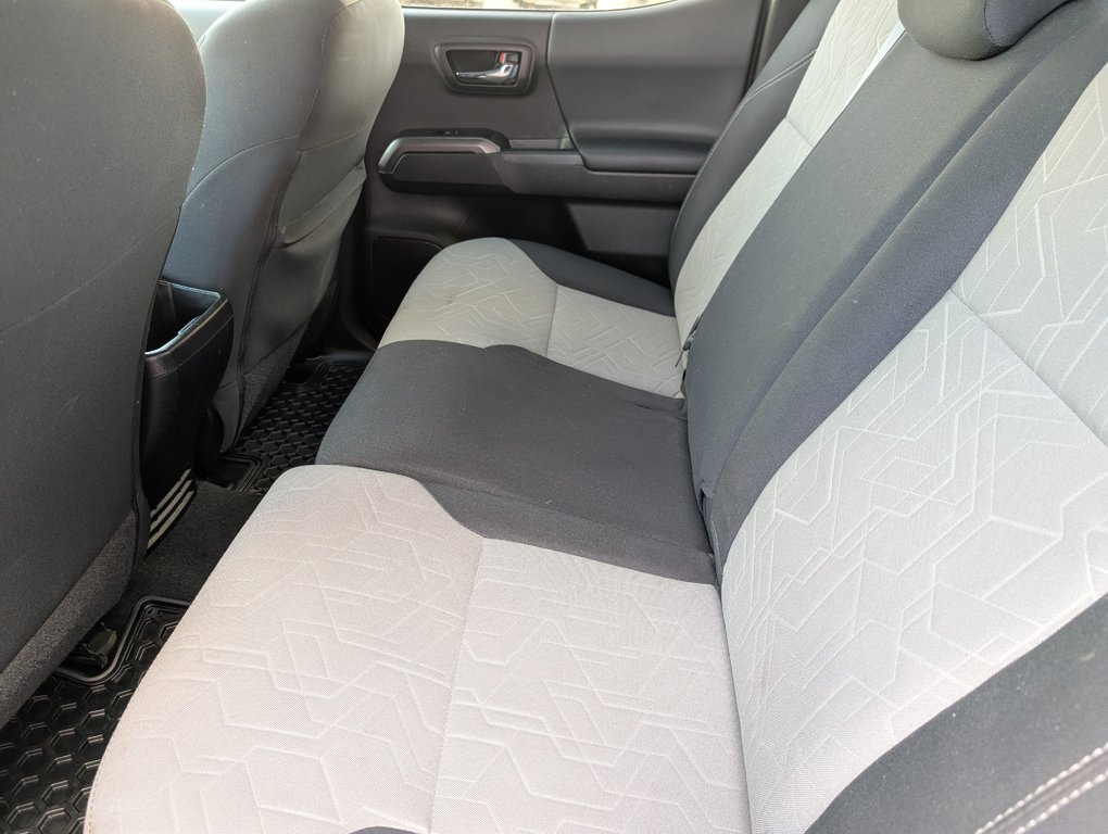 2022 Toyota Tacoma TRD SPORT 4X4 in Magog, Quebec - 11 - w1024h768px