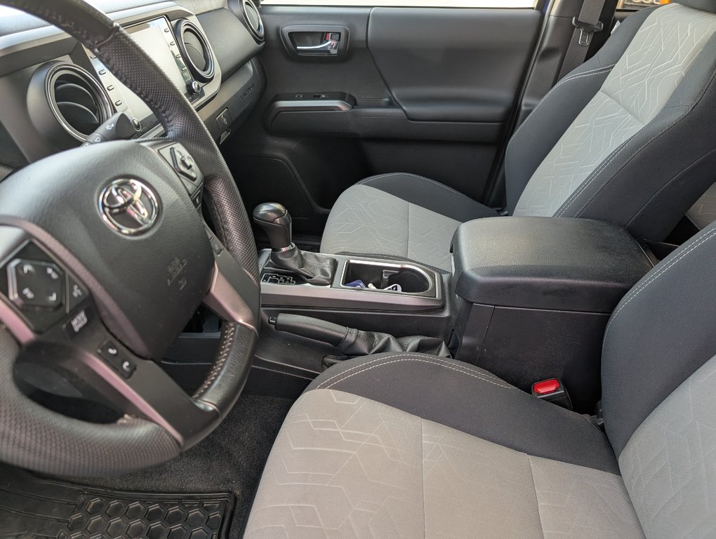 2022 Toyota Tacoma TRD SPORT 4X4 in Magog, Quebec - 12 - w1024h768px