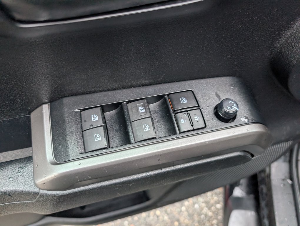 2022 Toyota Tacoma SR5 DOUBLE CAB in Magog, Quebec - 15 - w1024h768px