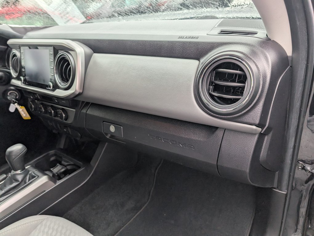 2022 Toyota Tacoma SR5 DOUBLE CAB in Magog, Quebec - 10 - w1024h768px