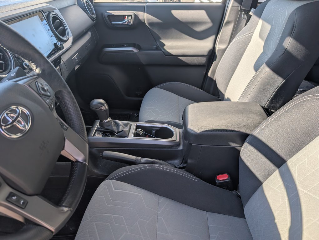 Toyota Tacoma TRD SPORT, 4X4, 2022 à Magog, Québec - 13 - w1024h768px