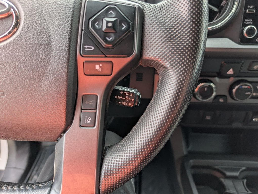 Toyota Tacoma TRD OFF ROAD 4X4, GARANTIE JUSQU EN 2027, 2023 à Magog, Québec - 21 - w1024h768px
