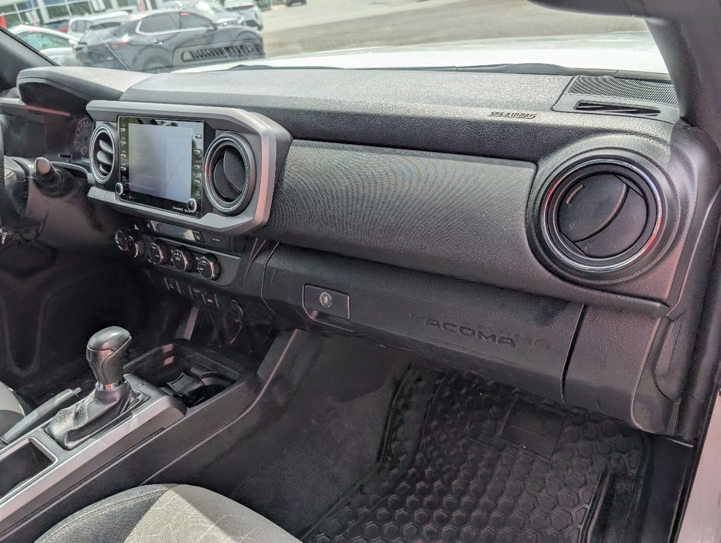 Toyota Tacoma TRD OFF ROAD 4X4, GARANTIE JUSQU EN 2027, 2023 à Magog, Québec - 10 - w1024h768px