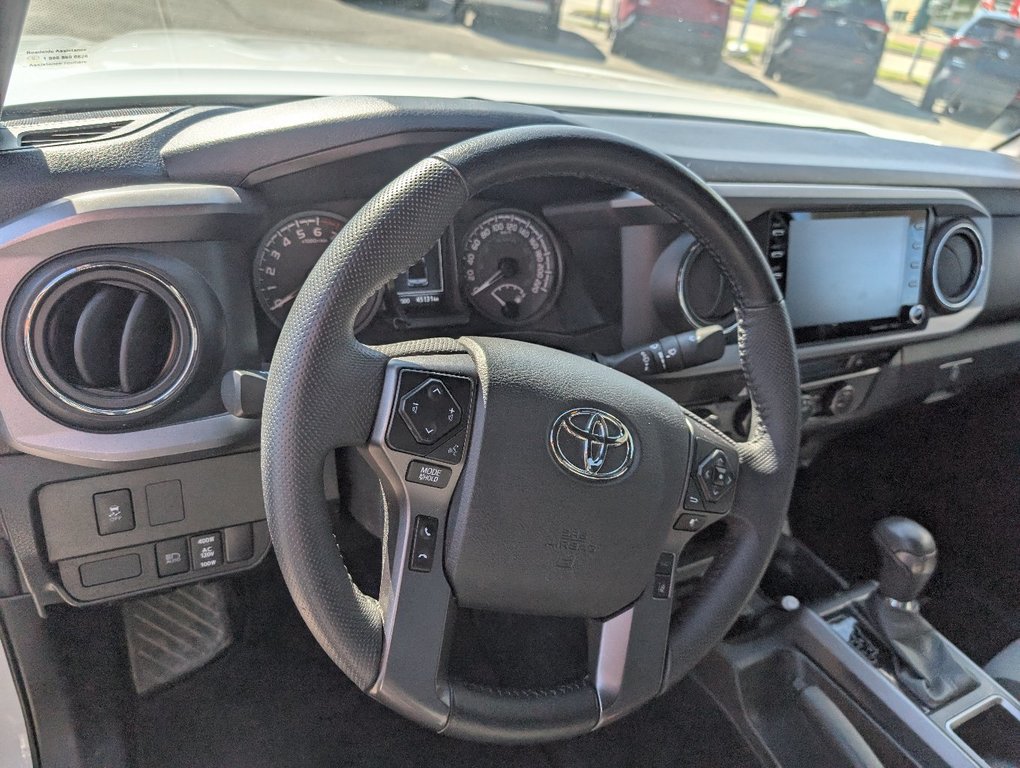 Toyota Tacoma TRD OFF ROAD, 4X4, GARANTIE JUSQU EN 2027, 2023 à Magog, Québec - 13 - w1024h768px