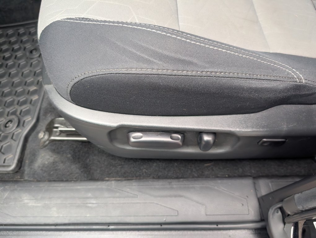 Toyota Tacoma TRD OFF ROAD, 4X4, GARANTIE JUSQU EN 2028, 2023 à Magog, Québec - 13 - w1024h768px