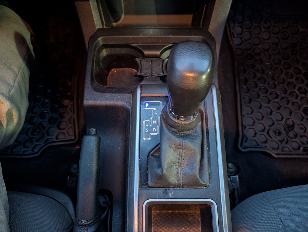 2023 Toyota Tacoma SR5 DOUBLE CAB GARANTIE JUSQU EN 2027, in Magog, Quebec - 16 - w1024h768px