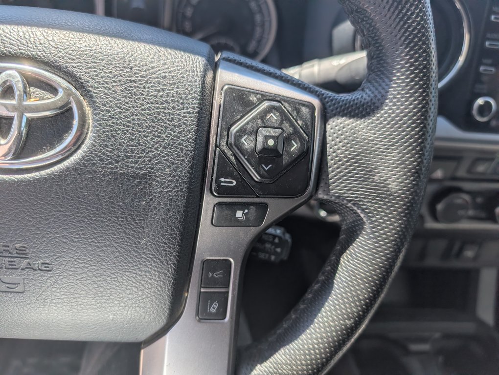 2023 Toyota Tacoma SR5 4X4, in Magog, Quebec - 22 - w1024h768px