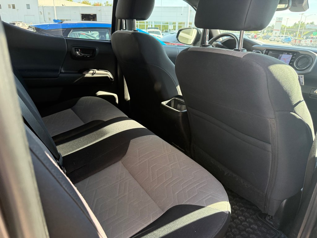 2023 Toyota Tacoma TRD SPORT 4X4 in Magog, Quebec - 9 - w1024h768px