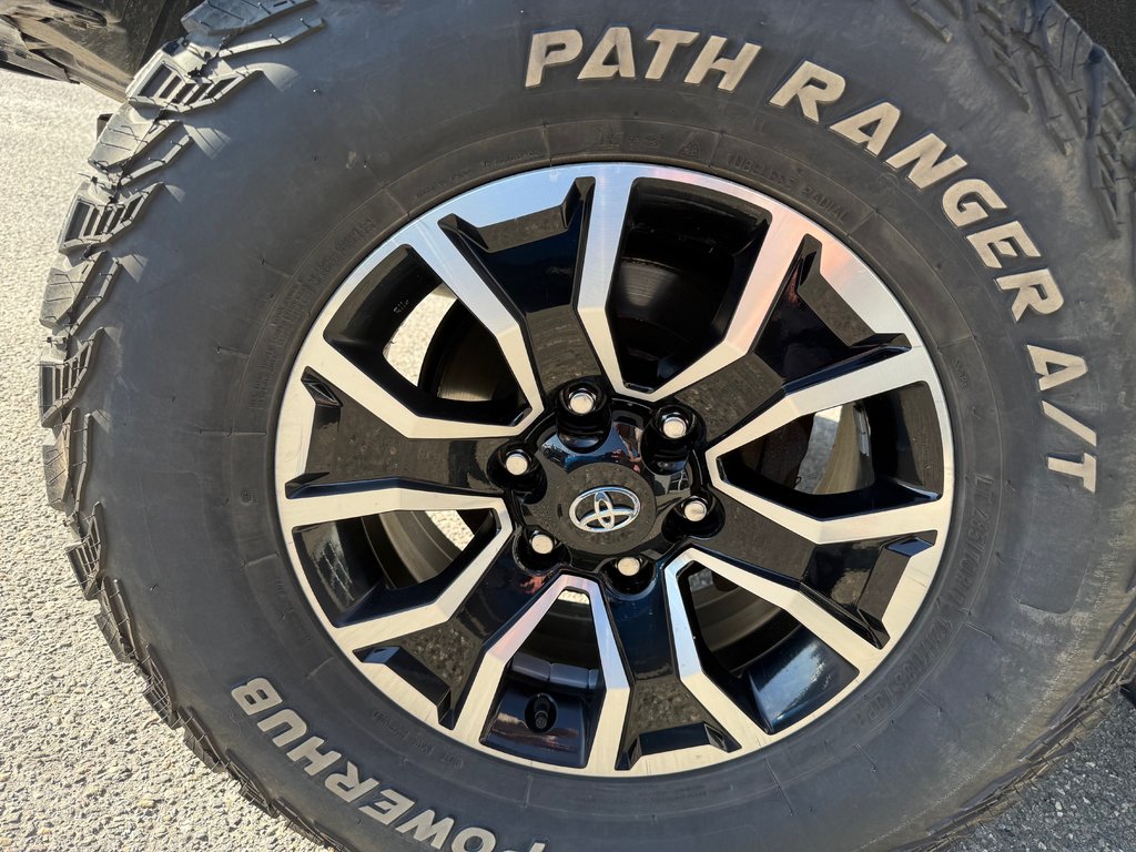 2023 Toyota Tacoma TRD SPORT 4X4 in Magog, Quebec - 21 - w1024h768px