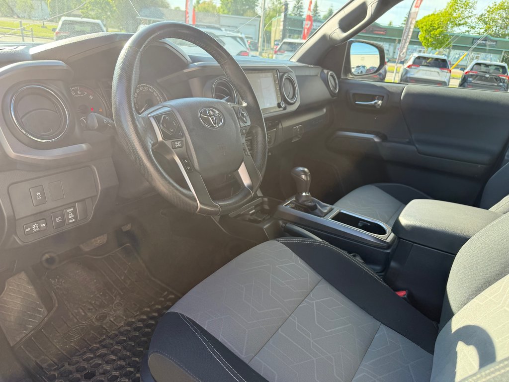2023 Toyota Tacoma TRD SPORT 4X4 in Magog, Quebec - 12 - w1024h768px
