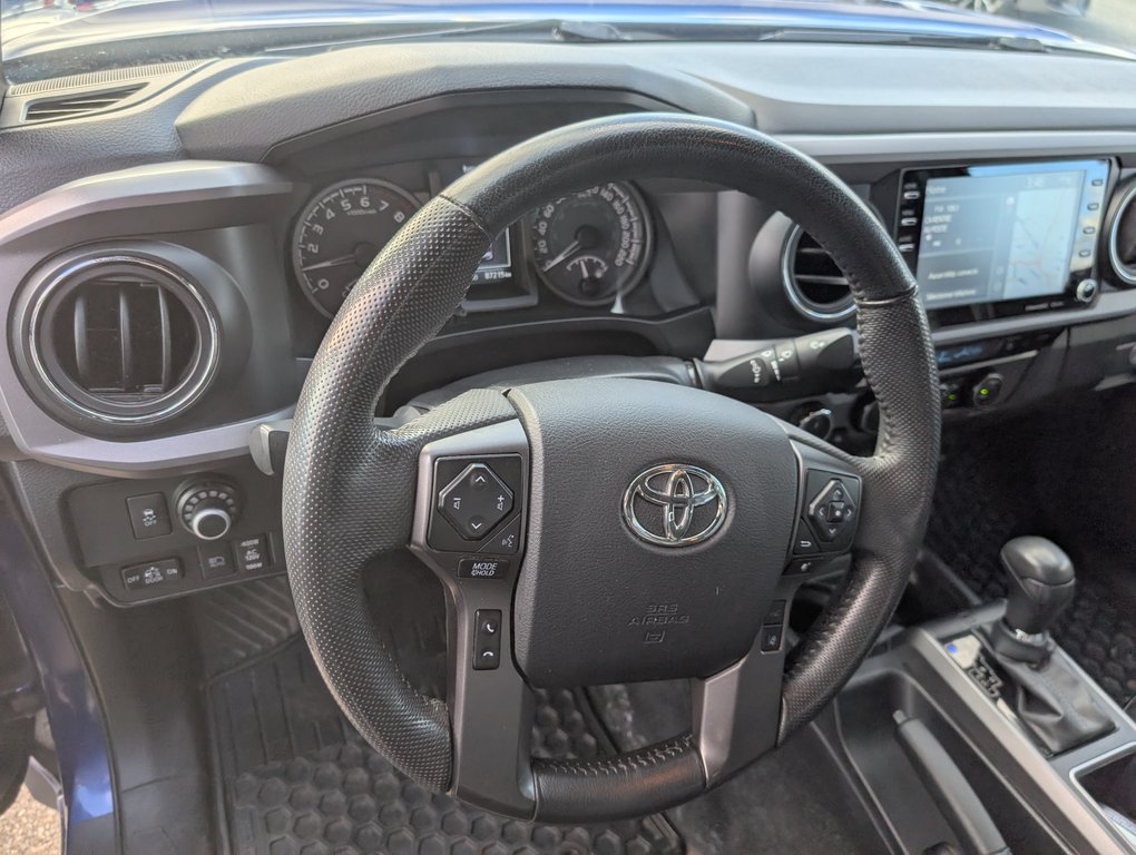 2023 Toyota Tacoma TRD SPORT PREMIUM 4X4 in Magog, Quebec - 13 - w1024h768px