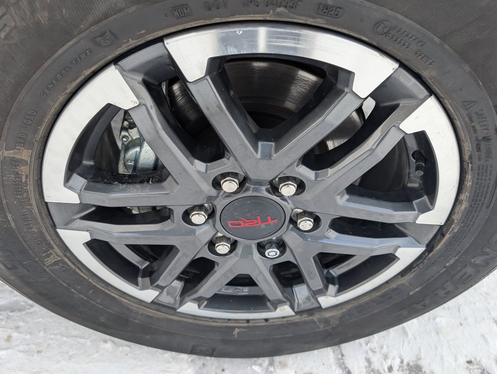 2025 Toyota Tacoma TRD SPORT+, GARANTIE JUSQU EN 2029 in Magog, Quebec - 28 - w1024h768px